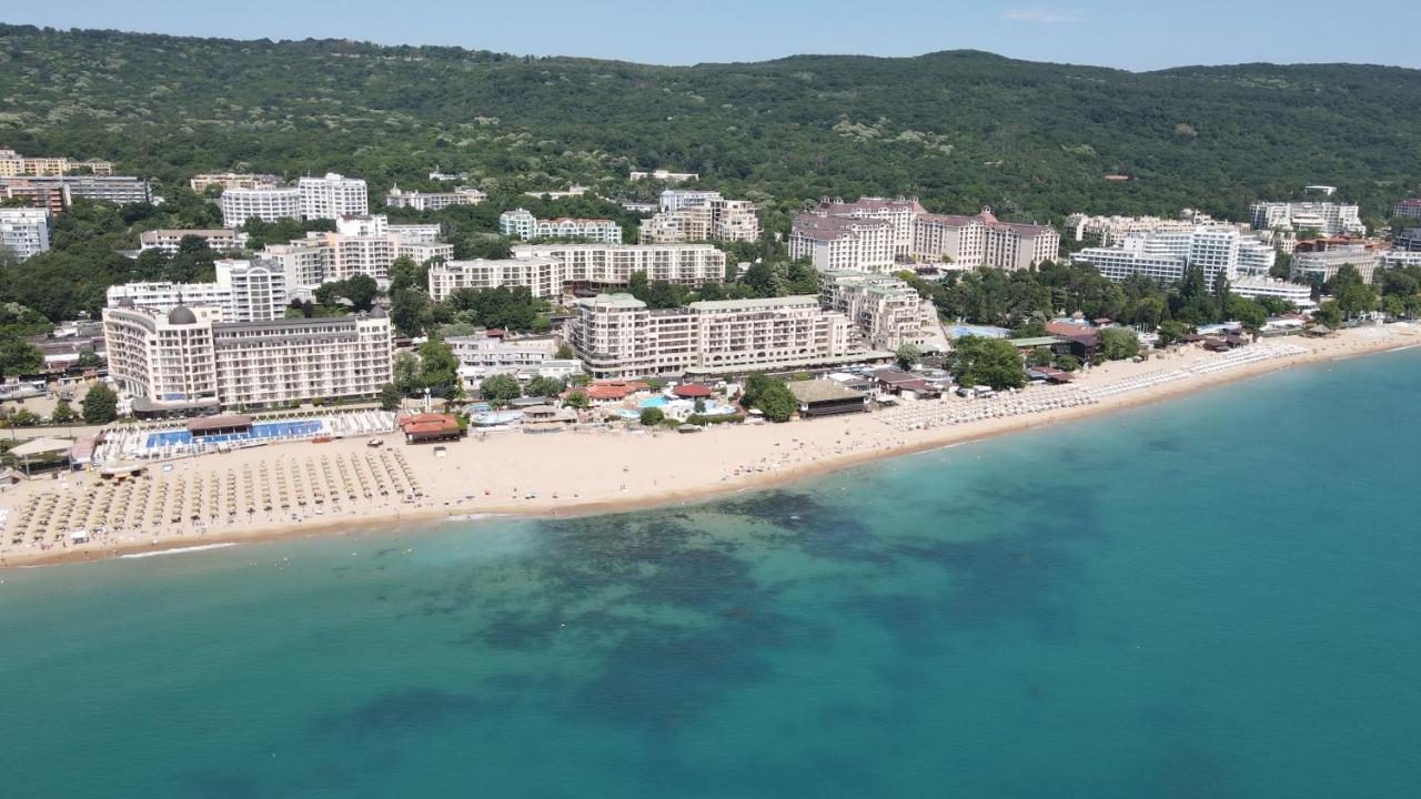 Fs Apartments - Wonderful Apartment A Step Away From The Sea Golden Sands Exterior photo